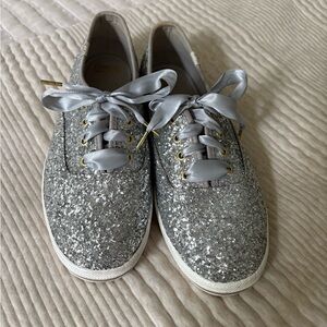 Keds Kate Spade New York Silver Glitter Slip-On Sneaker Shoes Women’s size 7.5